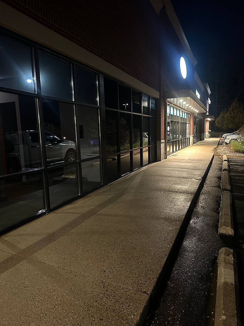 Plaza sidewalk cleaned overnight in Macomb County