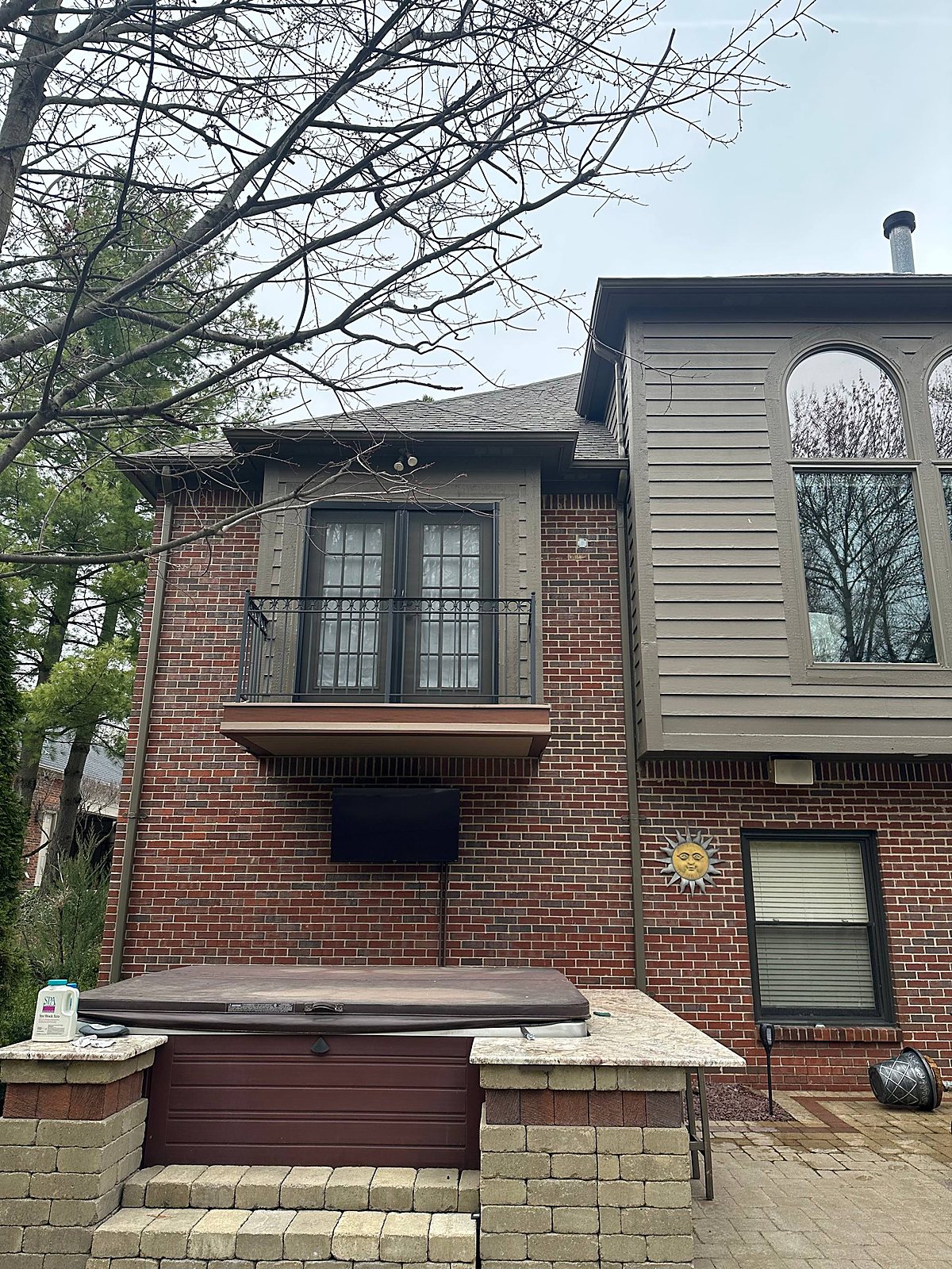 house balcony brick 01