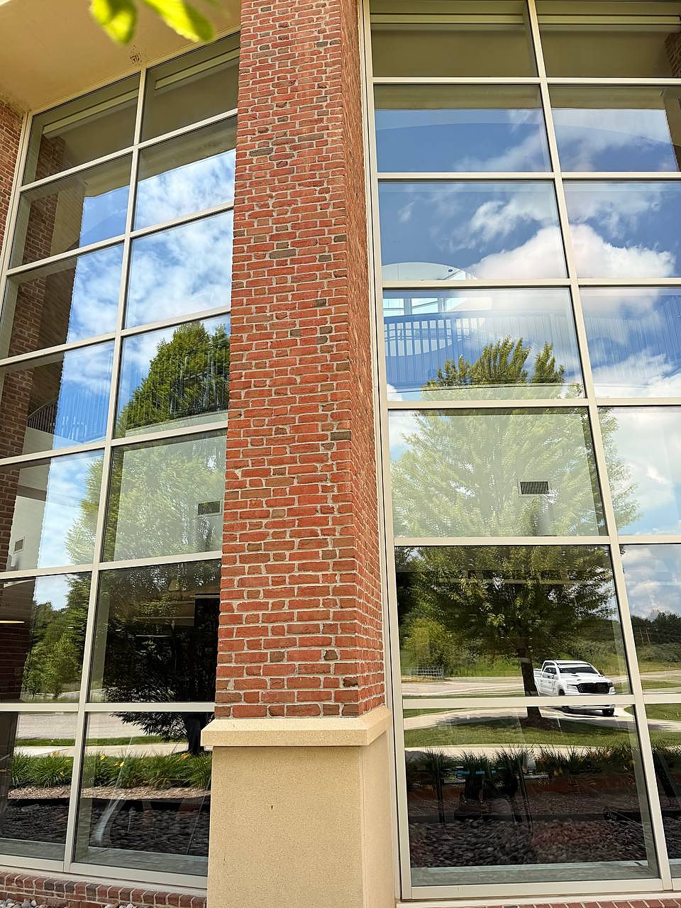 Commercial storefront glass cleaned in Macomb, MI